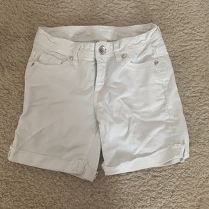Adorable shorts!!